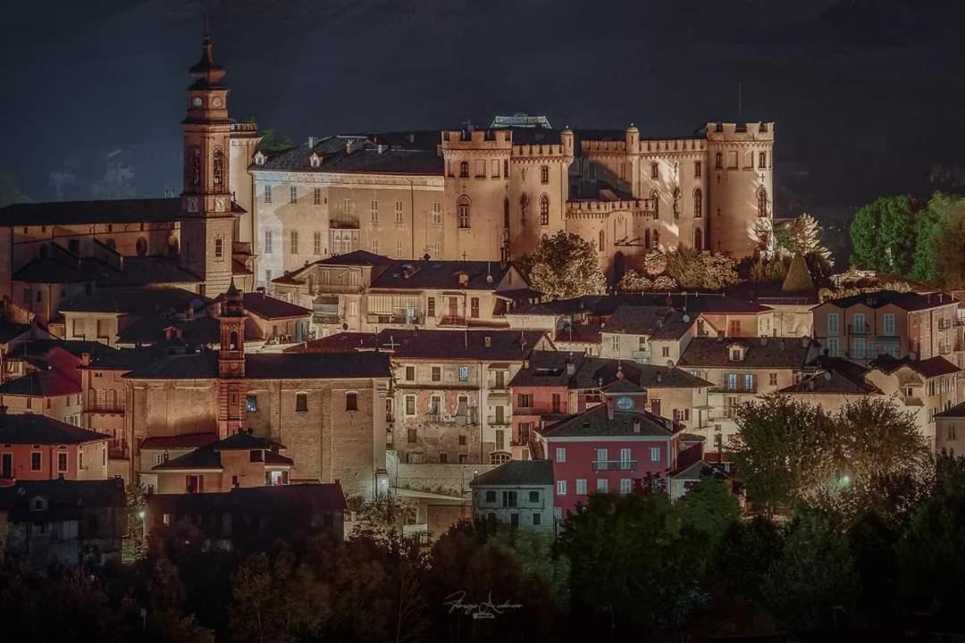 La Rocca Di Efisio Aparthotel คอสติจลิโอเล ดิอาสติ ภายนอก รูปภาพ