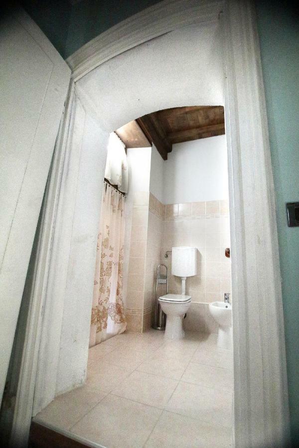 La Rocca Di Efisio Aparthotel คอสติจลิโอเล ดิอาสติ ภายนอก รูปภาพ