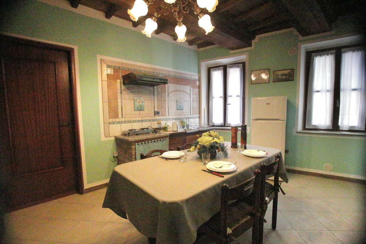 La Rocca Di Efisio Aparthotel คอสติจลิโอเล ดิอาสติ ภายนอก รูปภาพ