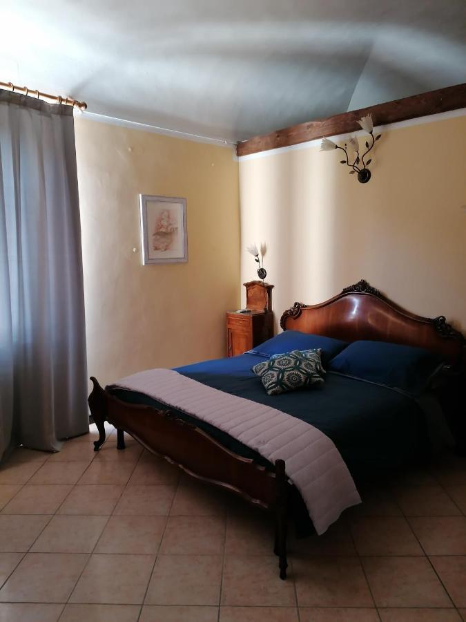 La Rocca Di Efisio Aparthotel คอสติจลิโอเล ดิอาสติ ภายนอก รูปภาพ
